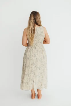 Best Worth Collective Alaina Floral Print Smocked Midi Dress in Blue Multi