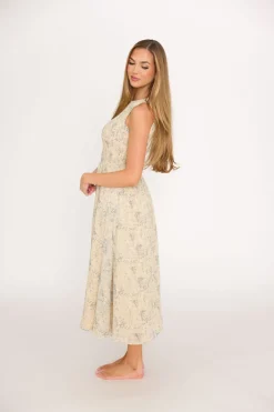 Best Worth Collective Alaina Floral Print Smocked Midi Dress in Blue Multi
