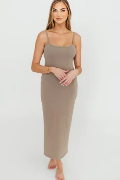 Discount Worth Collective Alexa Ribbed Maxi Dress in Burnt Taupe