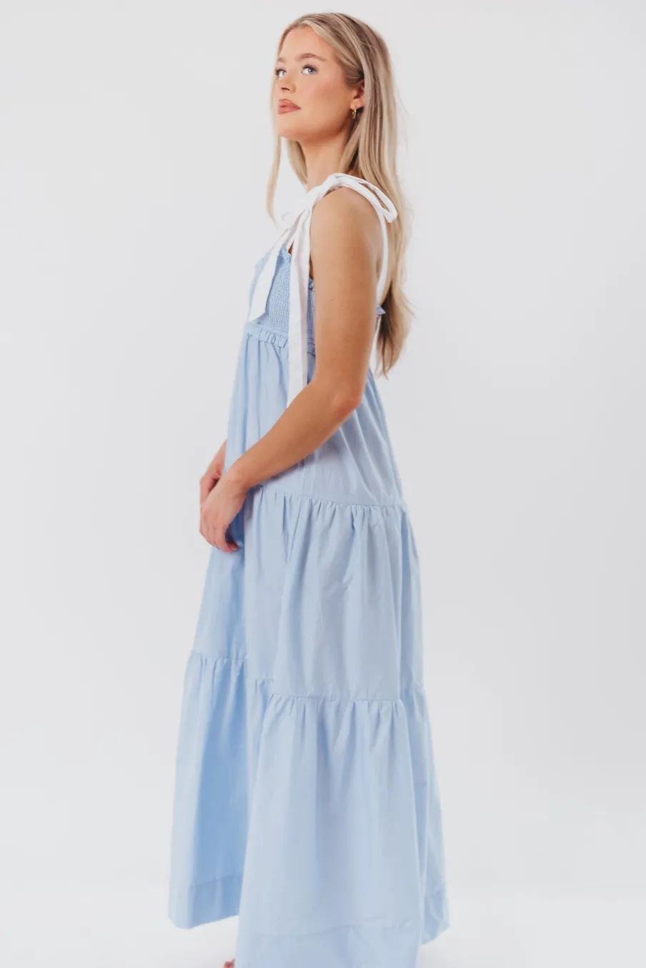 Hot Worth Collective Amber Maxi Dress in Chambray/Ivory