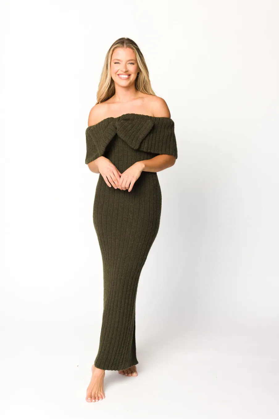 Outlet Worth Collective Aston Bow Front Maxi Sweater Dress in Dark Green - Bump Friendly