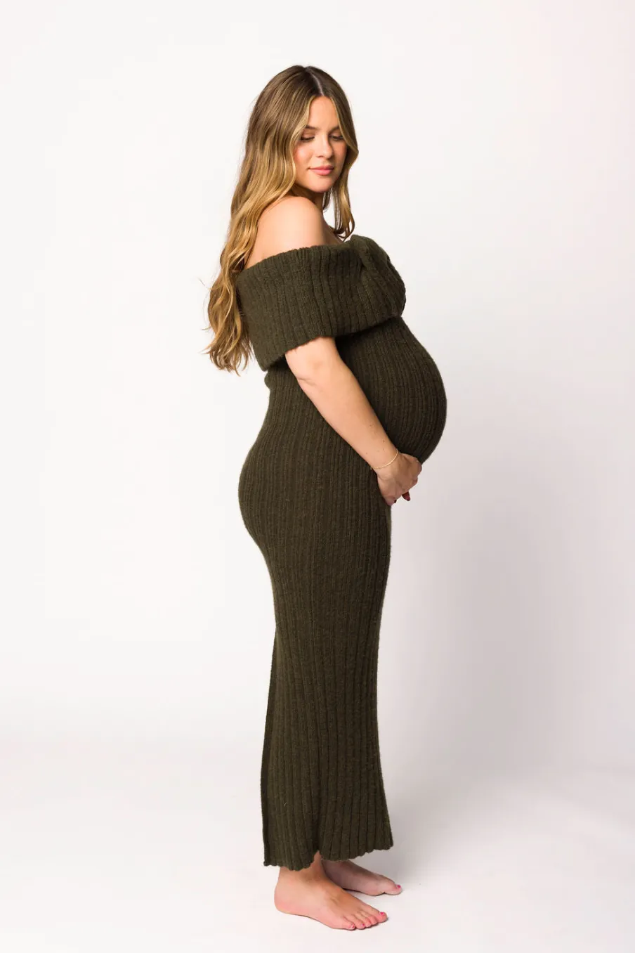 Outlet Worth Collective Aston Bow Front Maxi Sweater Dress in Dark Green - Bump Friendly
