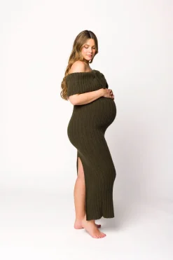 Outlet Worth Collective Aston Bow Front Maxi Sweater Dress in Dark Green - Bump Friendly