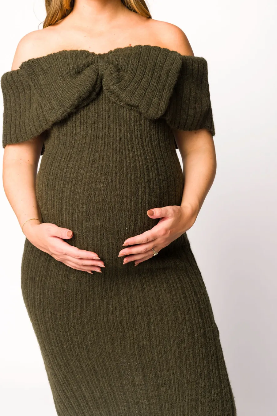 Outlet Worth Collective Aston Bow Front Maxi Sweater Dress in Dark Green - Bump Friendly