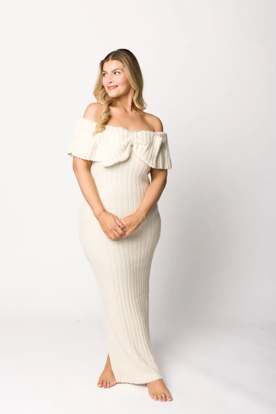 Hot Worth Collective Aston Bow Front Maxi Sweater Dress in Ivory– Bump Friendly & Inclusive
