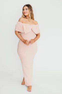 Fashion Worth Collective Aston Bow Front Maxi Sweater Dress in Pinkish Petal– Bump Friendly & I