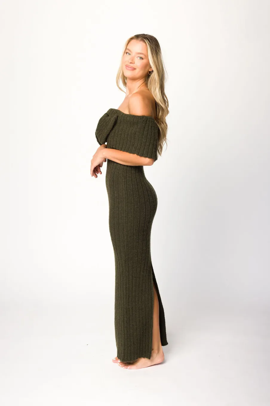Outlet Worth Collective Aston Bow Front Maxi Sweater Dress in Dark Green - Bump Friendly