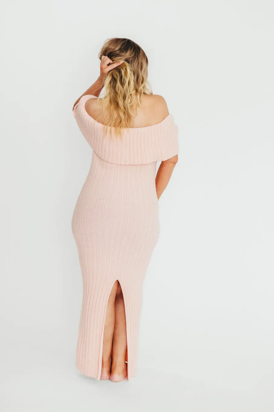 Fashion Worth Collective Aston Bow Front Maxi Sweater Dress in Pinkish Petal– Bump Friendly & I