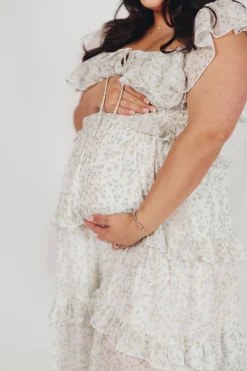Outlet Worth Collective Astrid Ruffle Detail Maxi Dress in Lavender Floral *FULLY LINED* - Bum