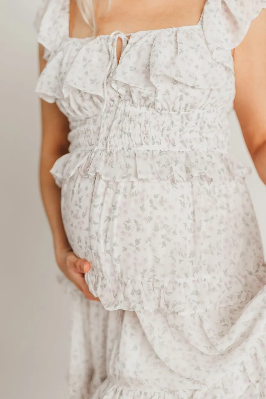 Outlet Worth Collective Astrid Ruffle Detail Maxi Dress in Lavender Floral *FULLY LINED* - Bum