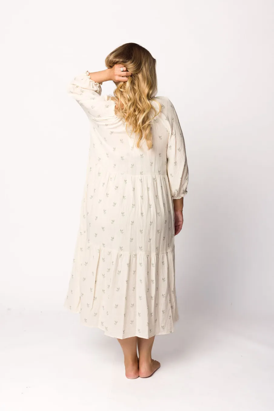 Clearance Worth Collective Avery Tiered Linen-Blend Midi Dress in Soy/Sage Foliage - Bump Friendl