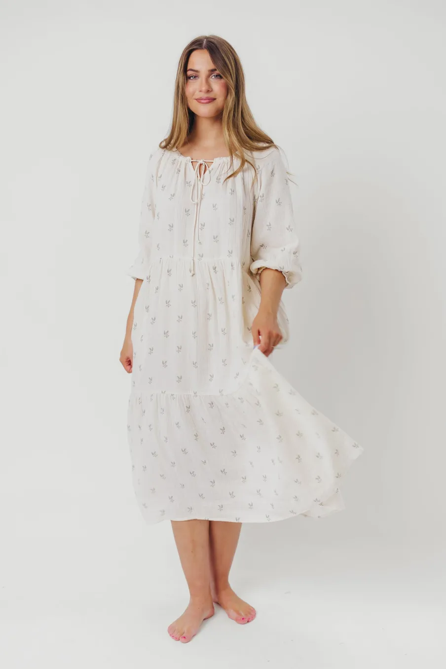 Clearance Worth Collective Avery Tiered Linen-Blend Midi Dress in Soy/Sage Foliage - Bump Friendl