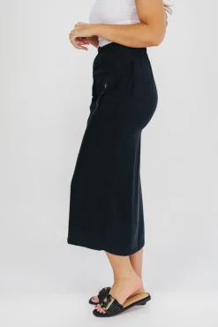 Discount Worth Collective Better Days Button-Down Midi Cargo Skirt in Black