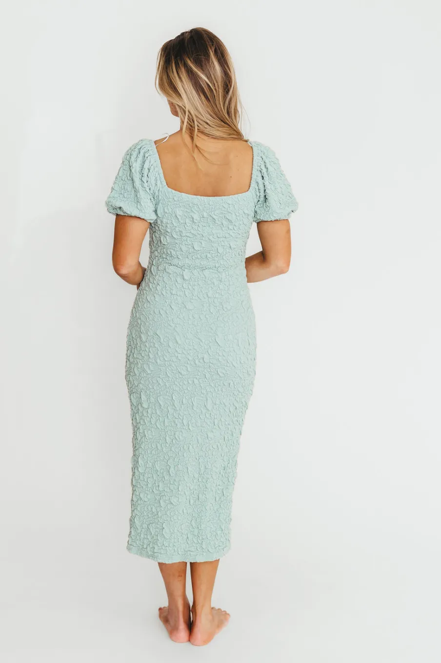 Online Worth Collective Blakeley Textured Midi Dress in Seafoam- Bump Friendly