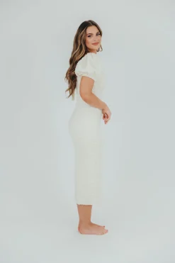 New Worth Collective Blakeley Textured Midi Dress in Ivory- Bump Friendly & Inclusive Sizin