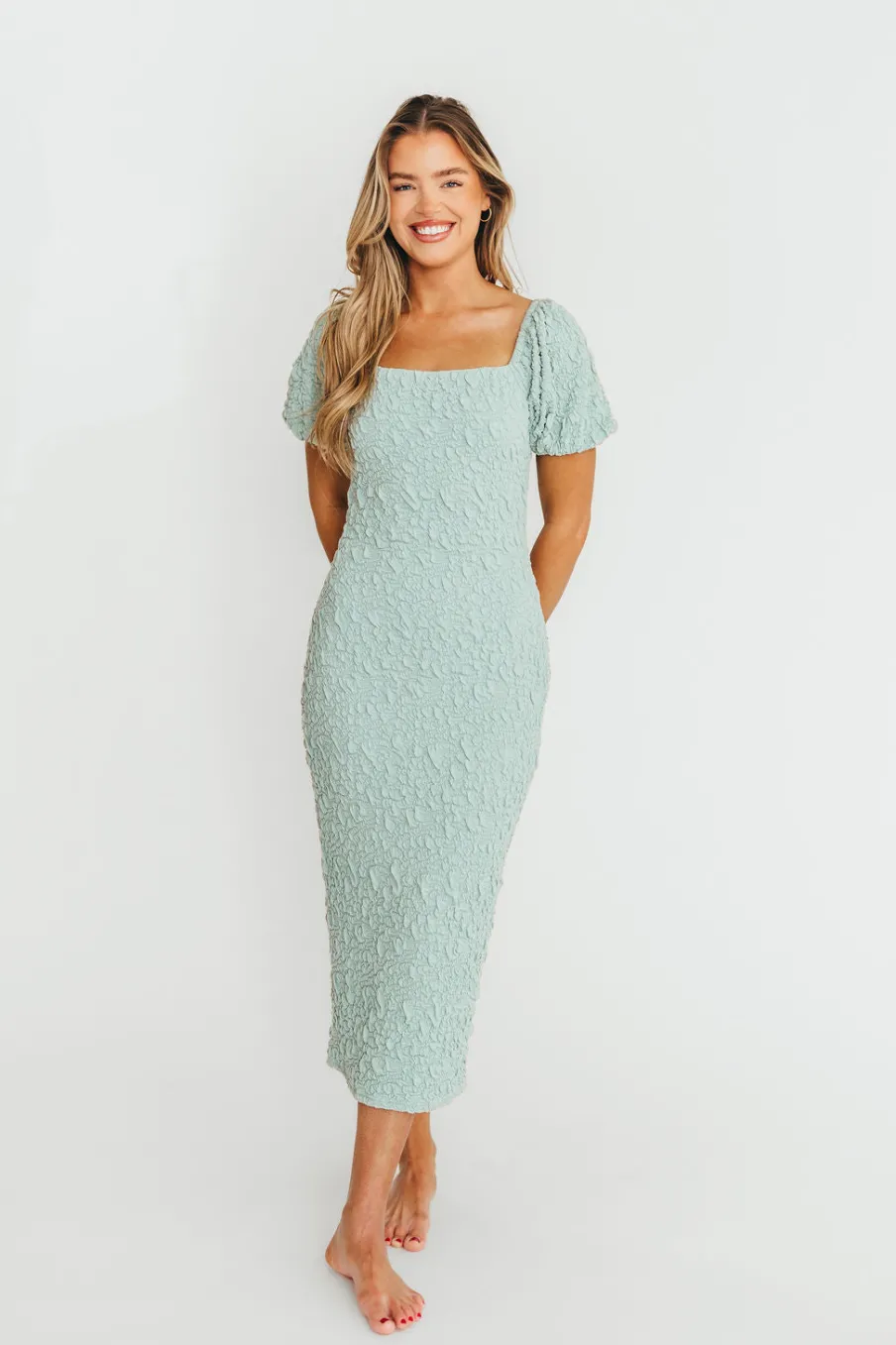Online Worth Collective Blakeley Textured Midi Dress in Seafoam- Bump Friendly