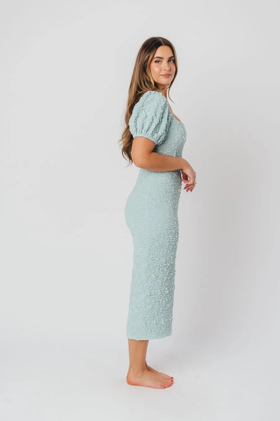 Online Worth Collective Blakeley Textured Midi Dress in Seafoam- Bump Friendly
