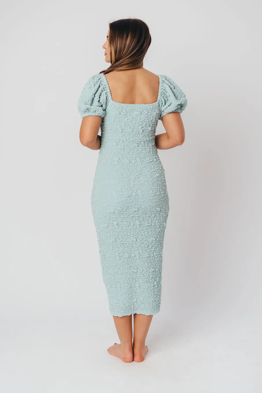 Online Worth Collective Blakeley Textured Midi Dress in Seafoam- Bump Friendly