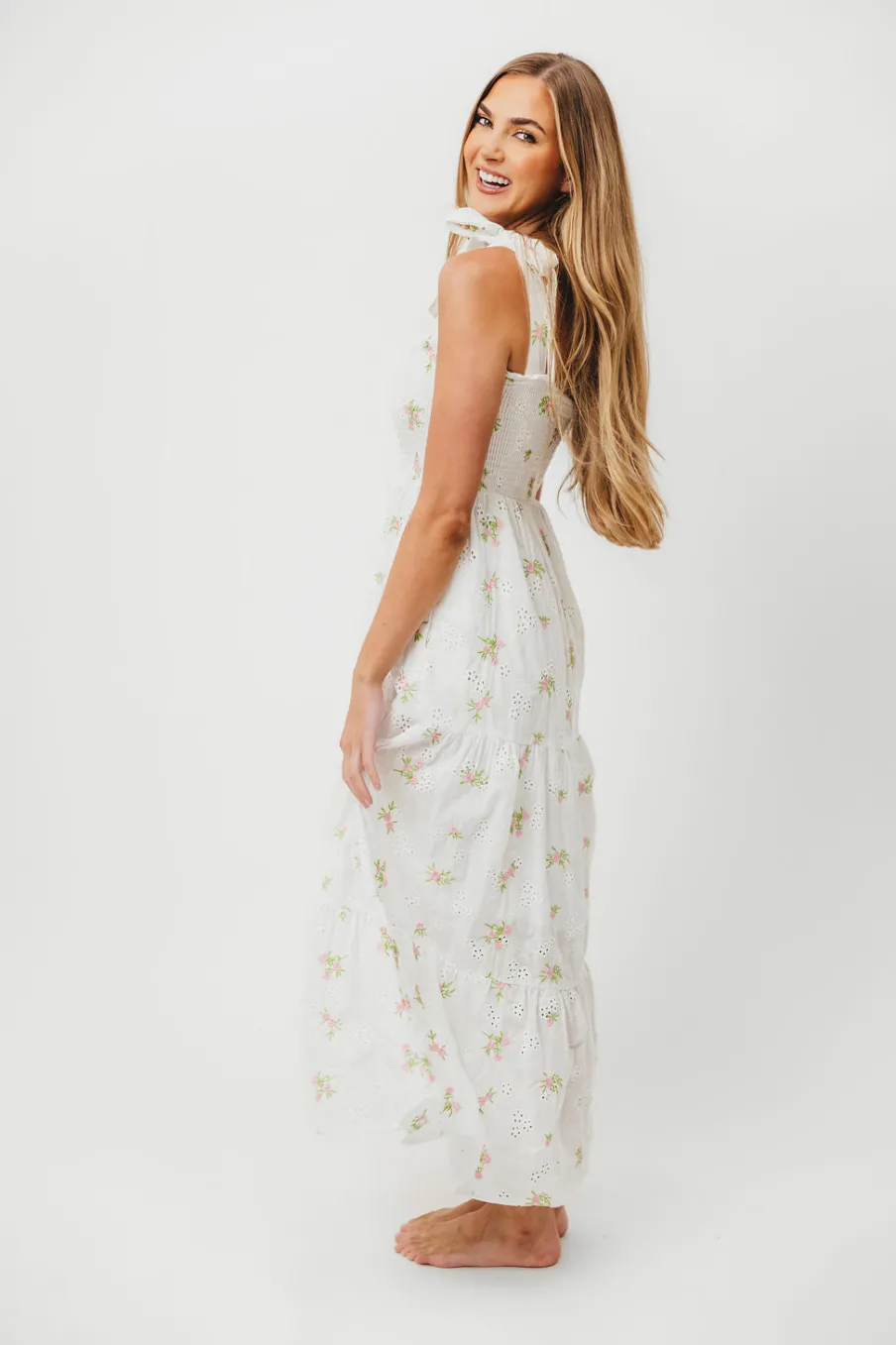 Discount Worth Collective Brinley Embroidered Dress in White Pink