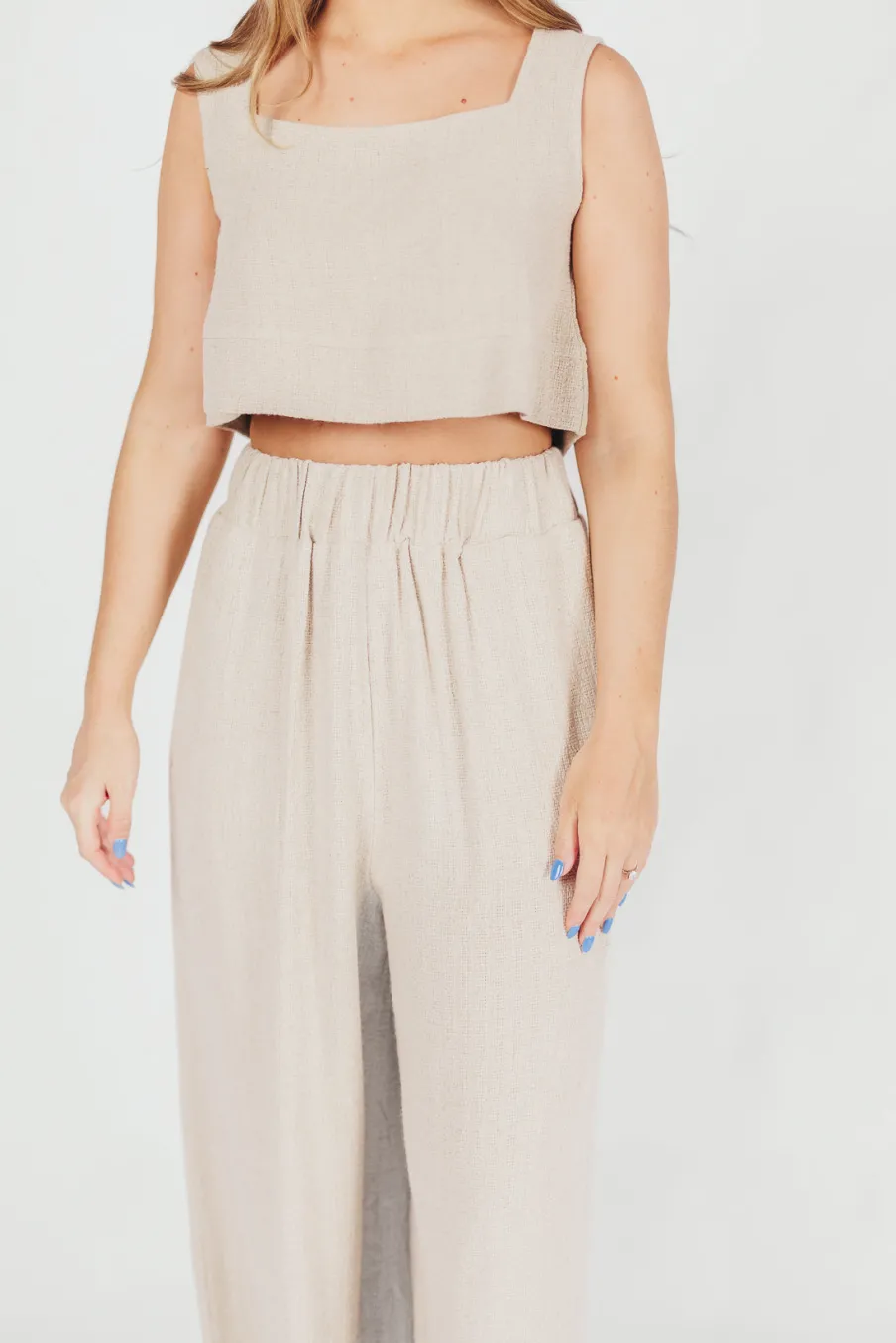 Hot Worth Collective Christy Linen-Blend Sleeveless Cropped Top in Sand