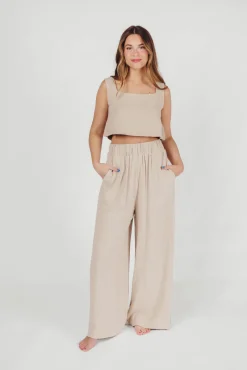 Hot Worth Collective Christy Linen-Blend Sleeveless Cropped Top in Sand