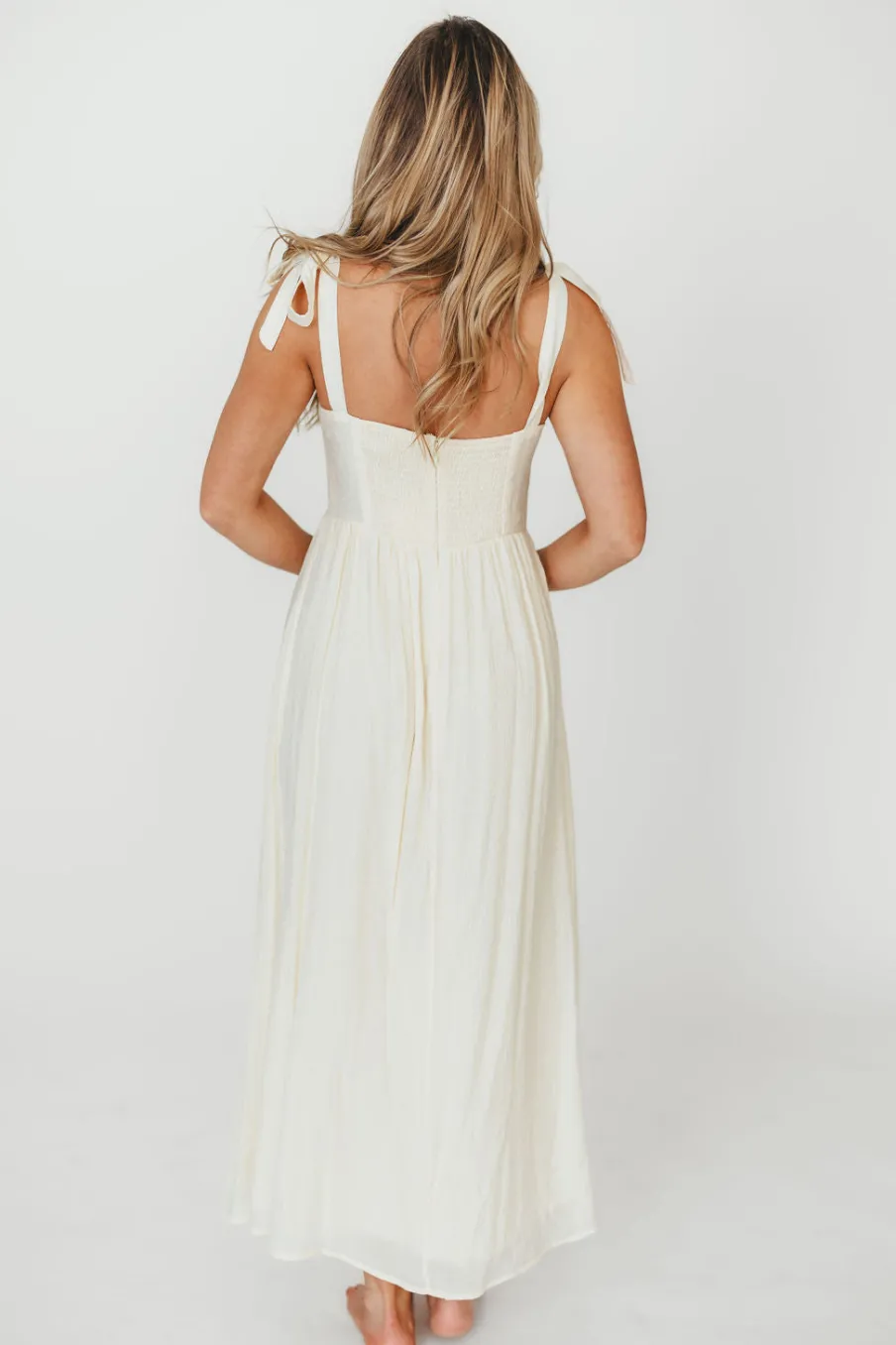 Hot Worth Collective Clementine Embroidered Midi Dress in Cream/Light Blue