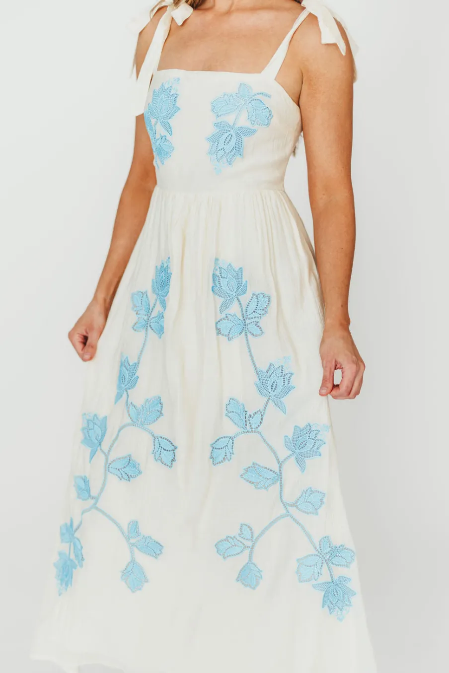 Hot Worth Collective Clementine Embroidered Midi Dress in Cream/Light Blue