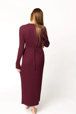 Outlet Worth Collective Colette Premium Long Sleeved Ribbed Knit Maxi Dress in Burgundy - Bump