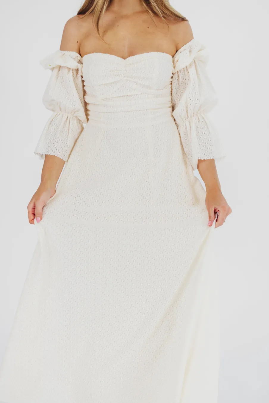 Outlet Worth Collective Corrine Tiered Sleeve Maxi Dress with Pockets in Ivory Cream - Bump Fr