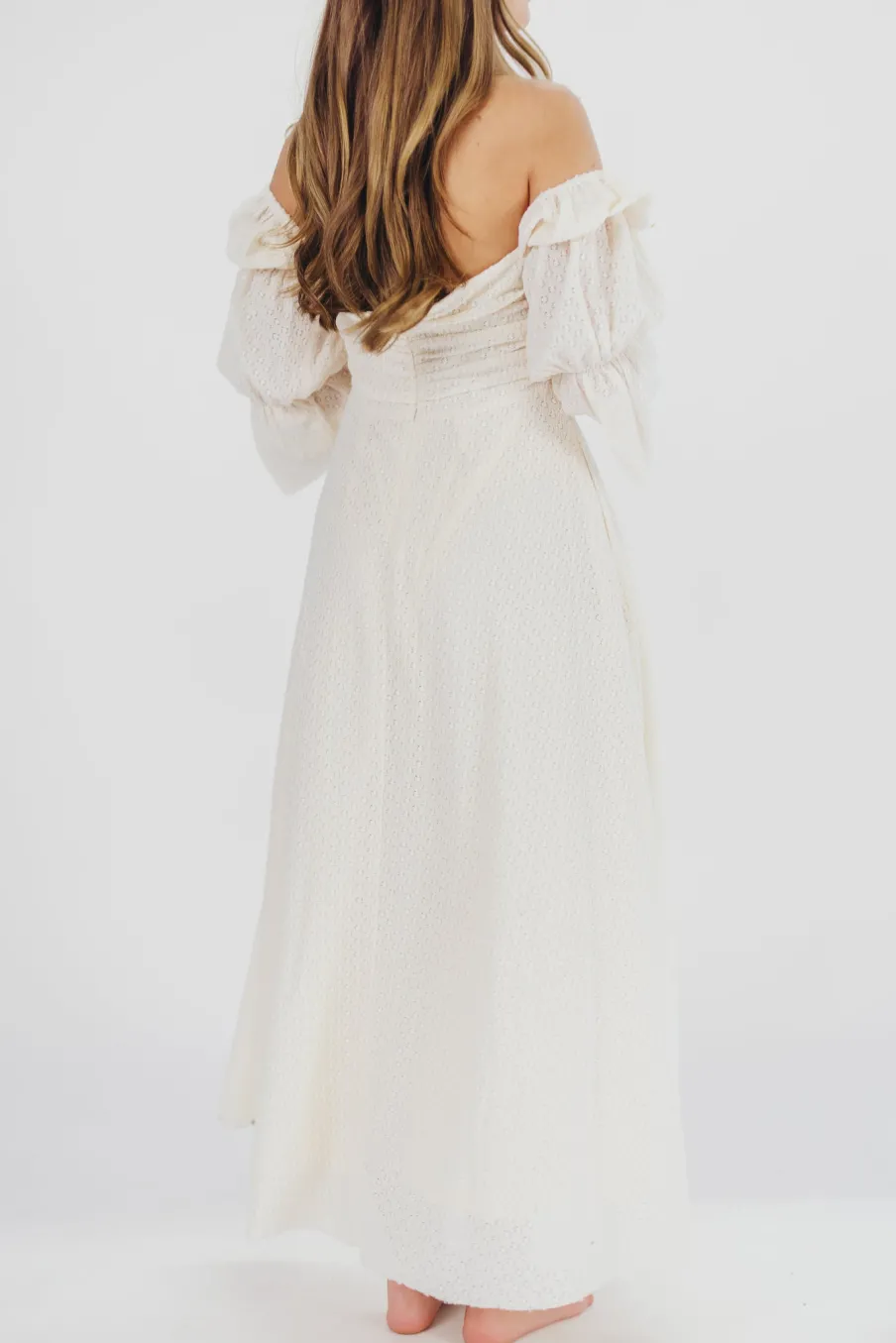 Outlet Worth Collective Corrine Tiered Sleeve Maxi Dress with Pockets in Ivory Cream - Bump Fr