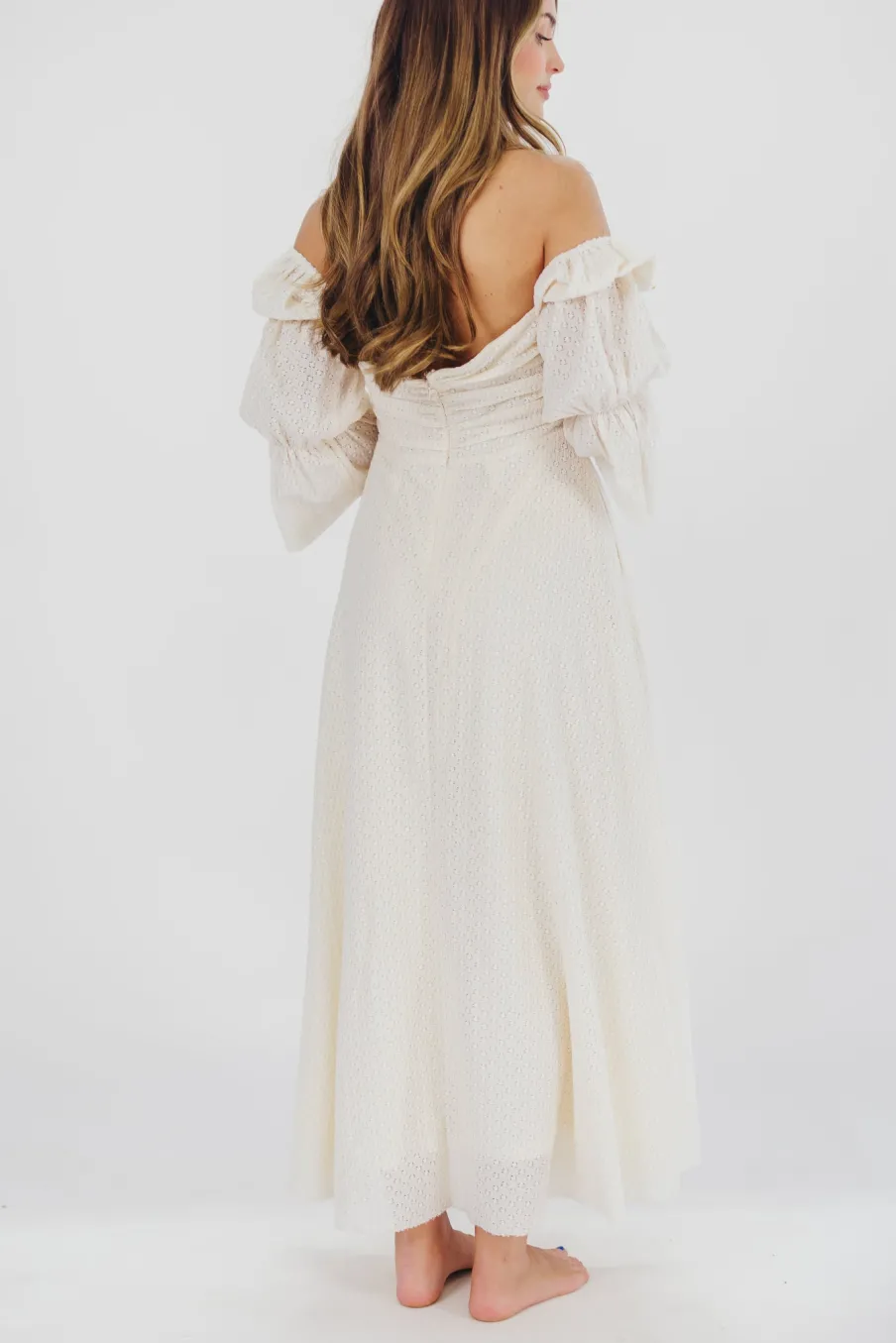 Outlet Worth Collective Corrine Tiered Sleeve Maxi Dress with Pockets in Ivory Cream - Bump Fr