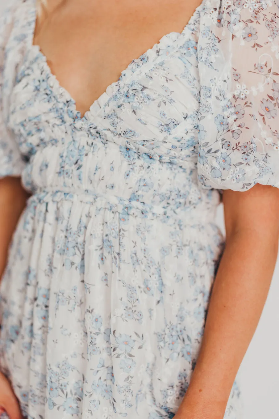 New Worth Collective Daphne High Slit Eyelet Detail Maxi Dress in Blue and White Floral - I
