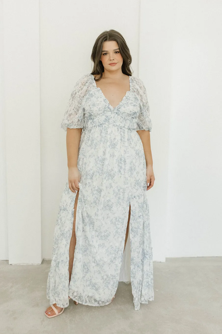 New Worth Collective Daphne High Slit Eyelet Detail Maxi Dress in Blue and White Floral - I
