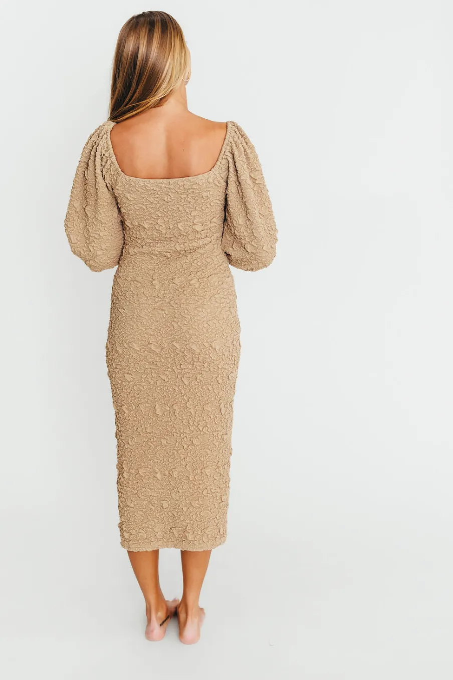 Outlet Worth Collective Darcy Square Neck Midi Dress in Taupe