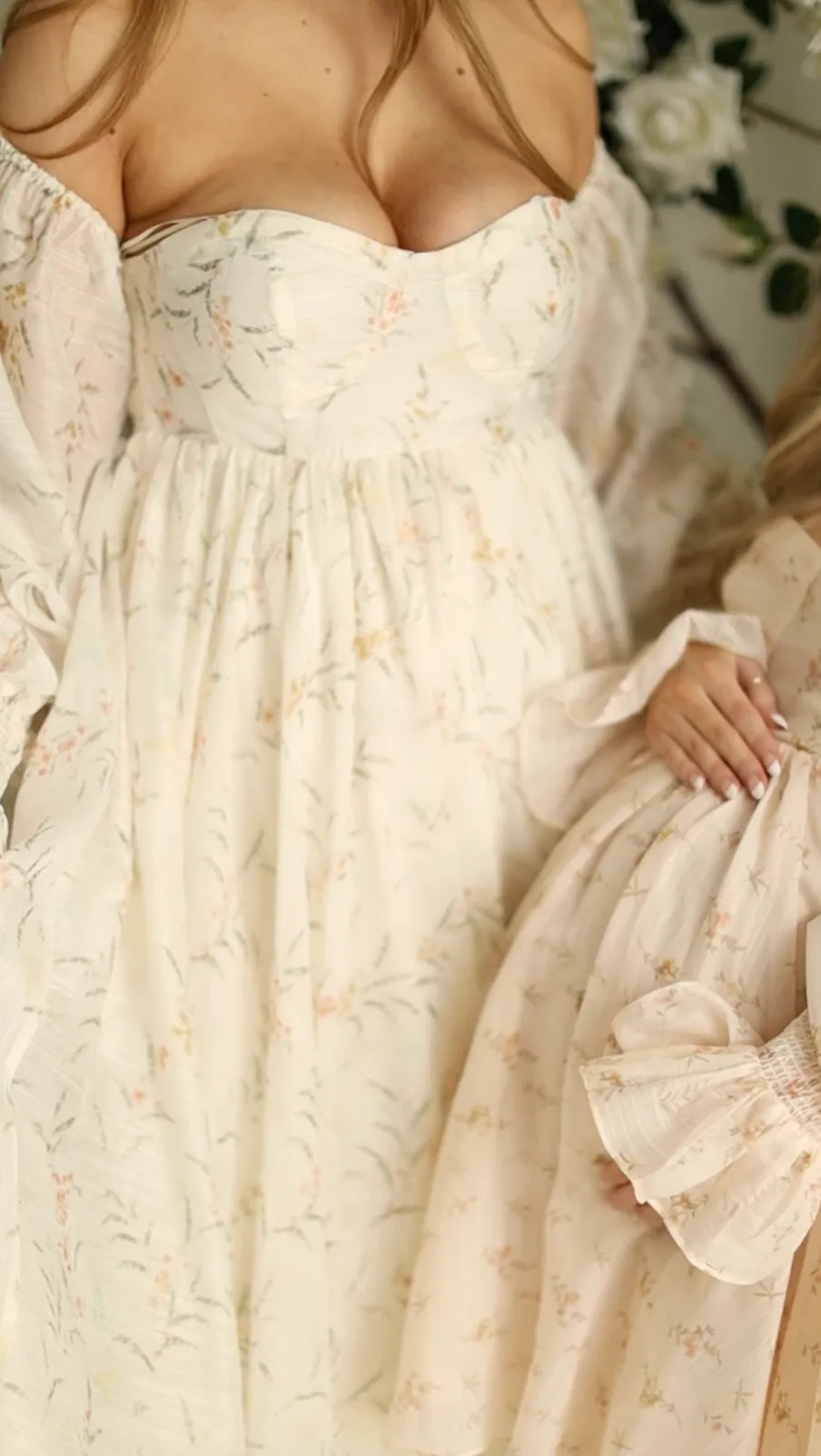 Best Worth Collective Delilah Dress With Train in Cream Floral - Bump Friendly (XS-XL) Resto