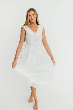 Discount Worth Collective Elaine 100% Cotton Embroidered Midi Dress in White Floral