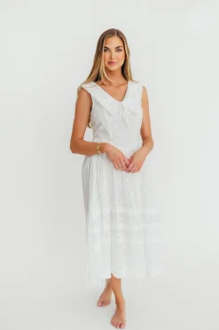 Discount Worth Collective Elaine 100% Cotton Embroidered Midi Dress in White Floral