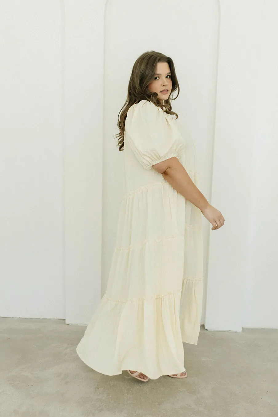 Discount Worth Collective Eva Puffed Sleeve Maxi Dress in Cream - Bump Friendly & Inclusive Sizi