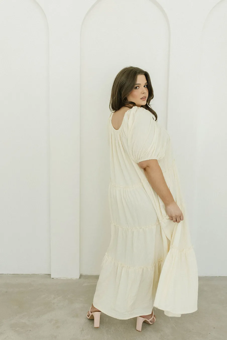 Discount Worth Collective Eva Puffed Sleeve Maxi Dress in Cream - Bump Friendly & Inclusive Sizi