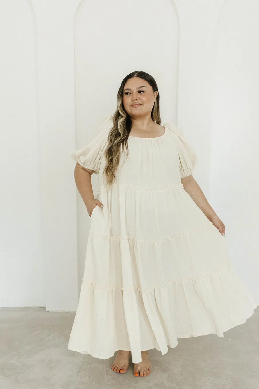 Discount Worth Collective Eva Puffed Sleeve Maxi Dress in Cream - Bump Friendly & Inclusive Sizi