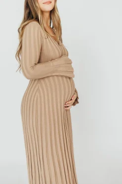Fashion Worth Collective Hadley Long Sleeve V-Neck Knit Maxi Dress in Espresso