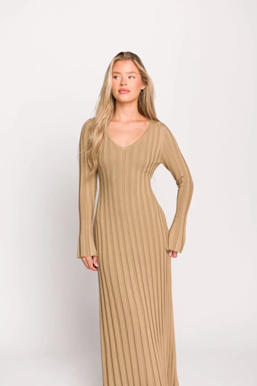 Fashion Worth Collective Hadley Long Sleeve V-Neck Knit Maxi Dress in Espresso