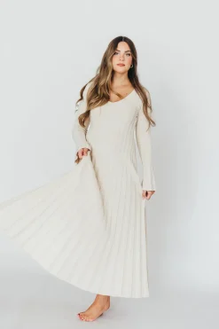 Sale Worth Collective Hadley Long Sleeve V-Neck Knit Maxi Dress in Cream Taupe
