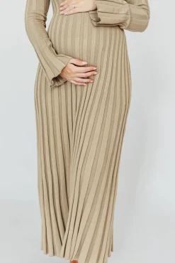 Best Worth Collective Hadley Long Sleeve V-Neck Knit Maxi Dress in Dune