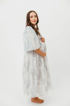 Discount Worth Collective Harlow Maxi Dress in Light Blue Floral - Bump Friendly and Size Inclus