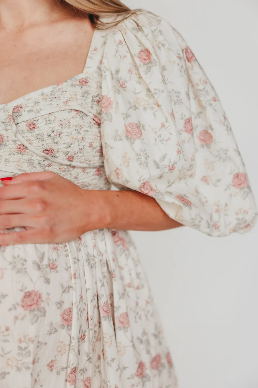 Online Worth Collective Harlow Maxi Dress in Off-White Floral - Bump Friendly & Inclusive Sizi