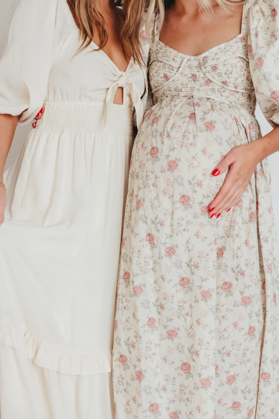 Online Worth Collective Harlow Maxi Dress in Off-White Floral - Bump Friendly & Inclusive Sizi