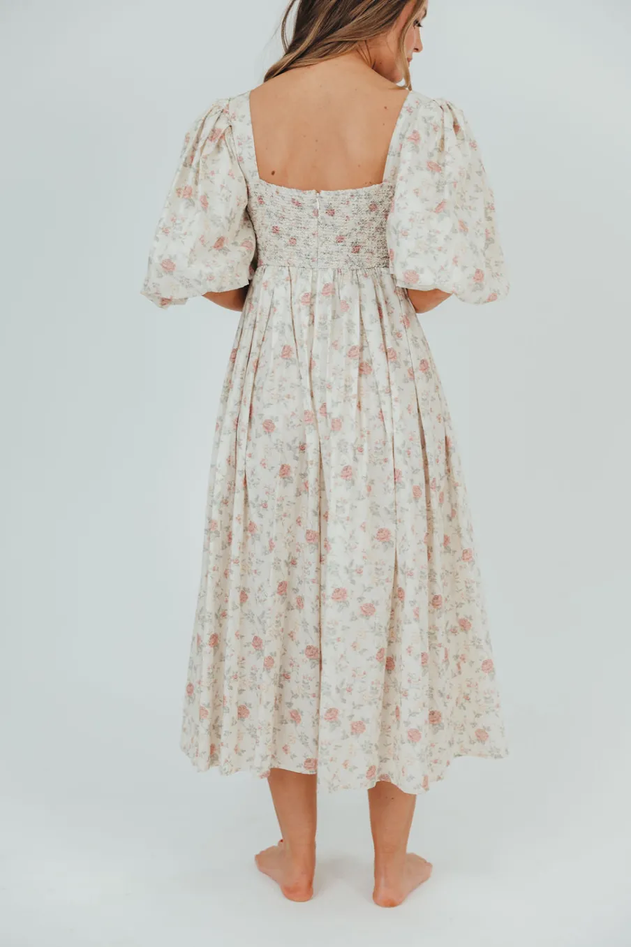 Online Worth Collective Harlow Maxi Dress in Off-White Floral - Bump Friendly & Inclusive Sizi
