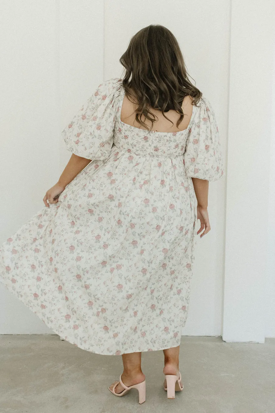 Online Worth Collective Harlow Maxi Dress in Off-White Floral - Bump Friendly & Inclusive Sizi