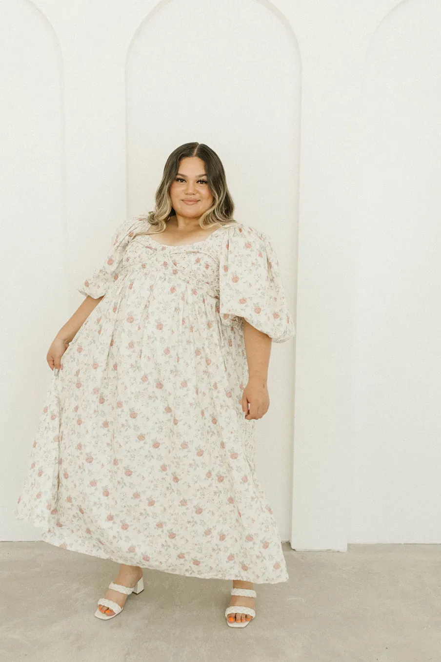 Online Worth Collective Harlow Maxi Dress in Off-White Floral - Bump Friendly & Inclusive Sizi